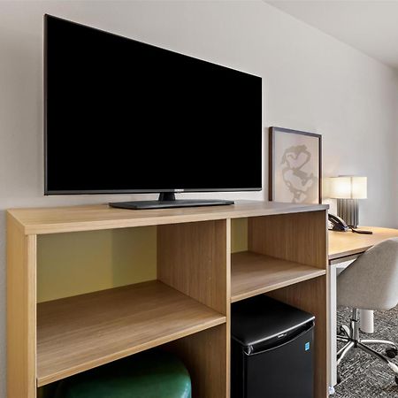 Inn & Suites Меррилвилл Экстерьер фото
