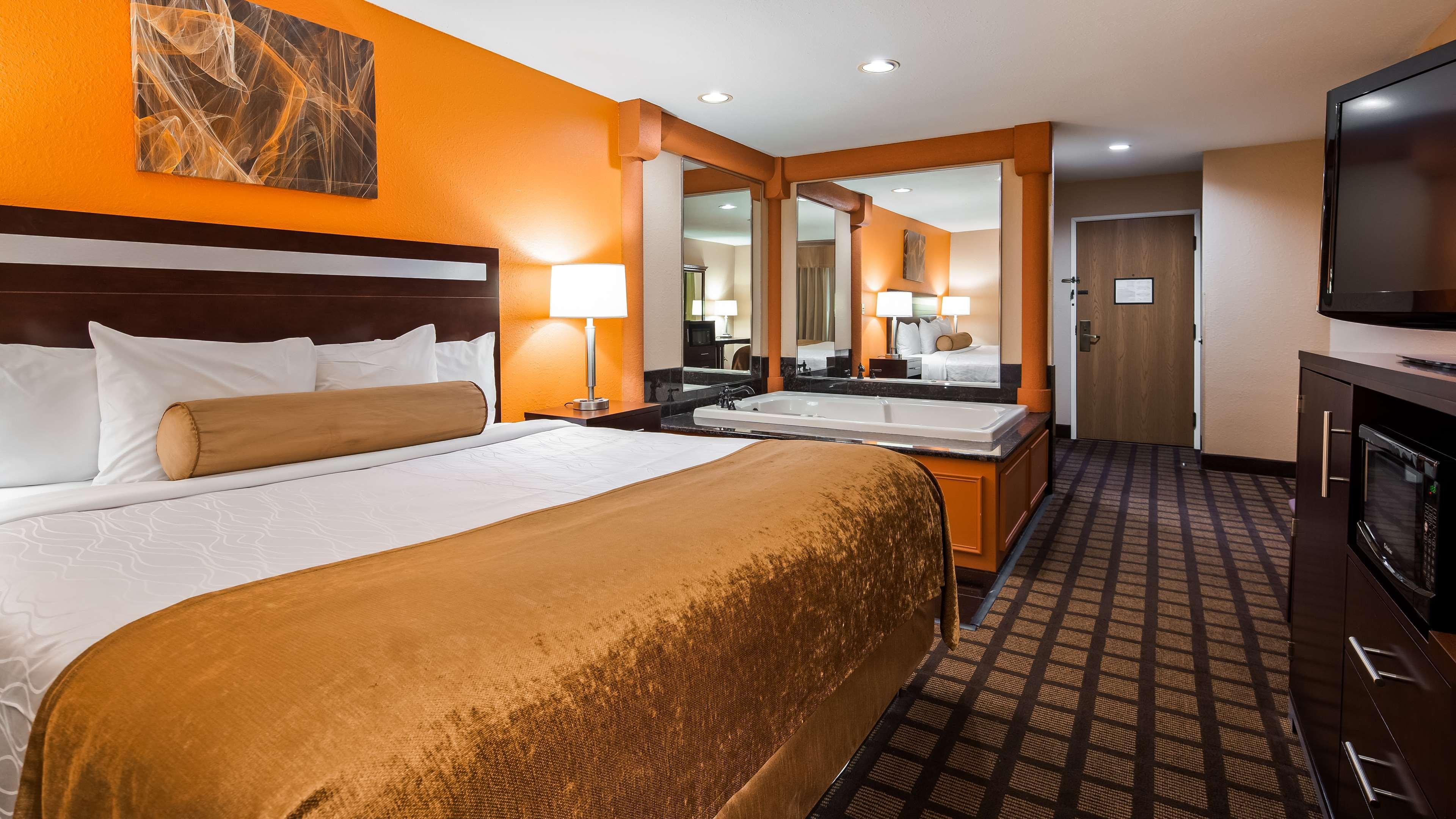 Inn & Suites Меррилвилл Экстерьер фото