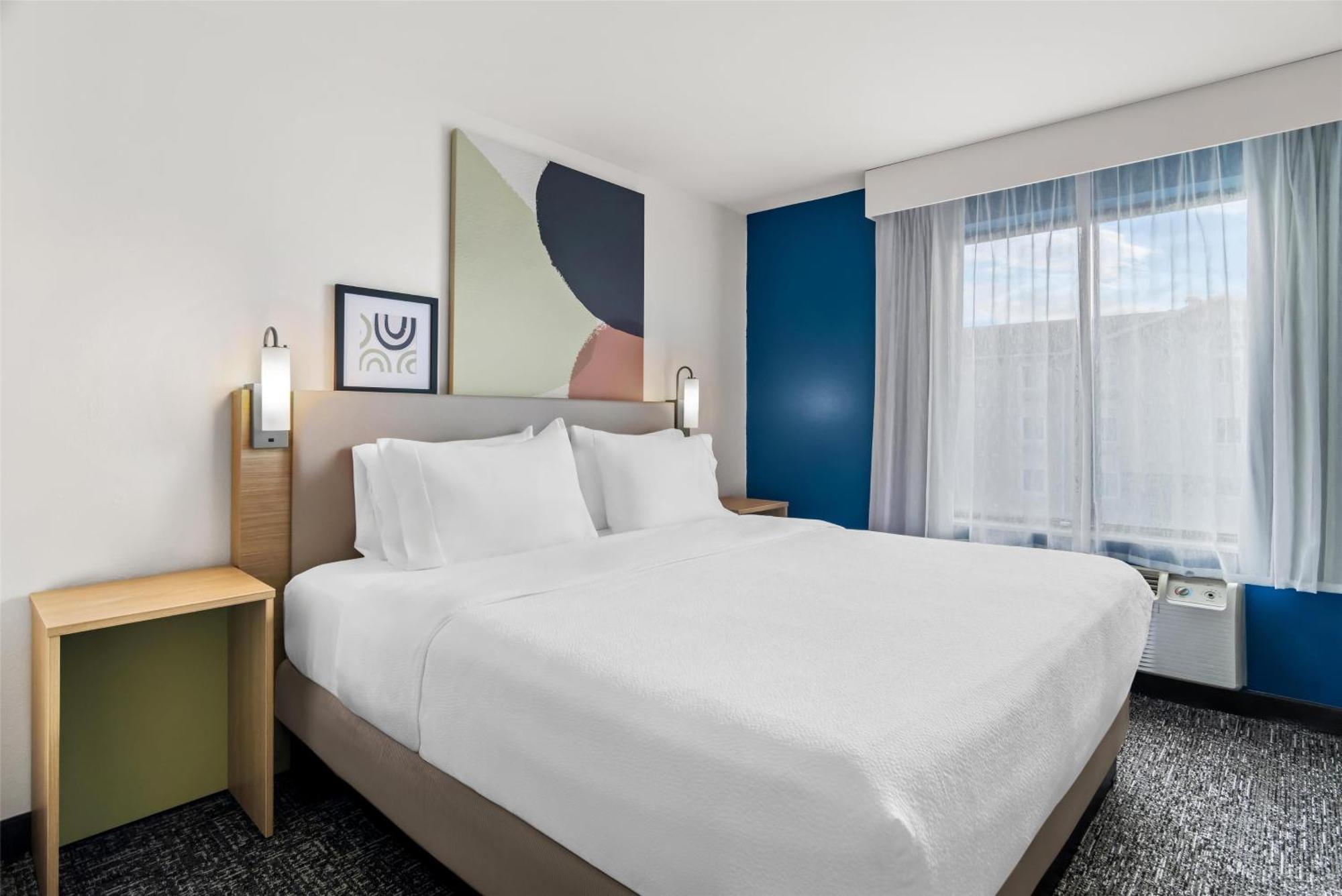Inn & Suites Меррилвилл Экстерьер фото