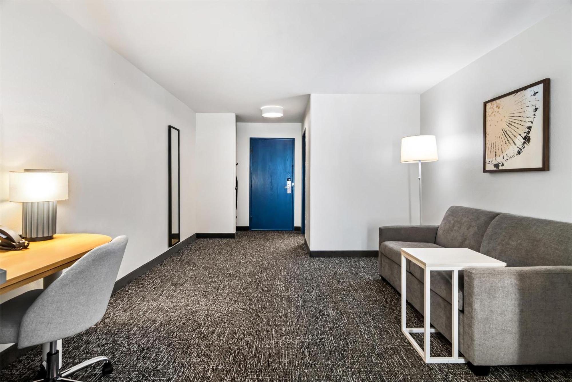 Inn & Suites Меррилвилл Экстерьер фото