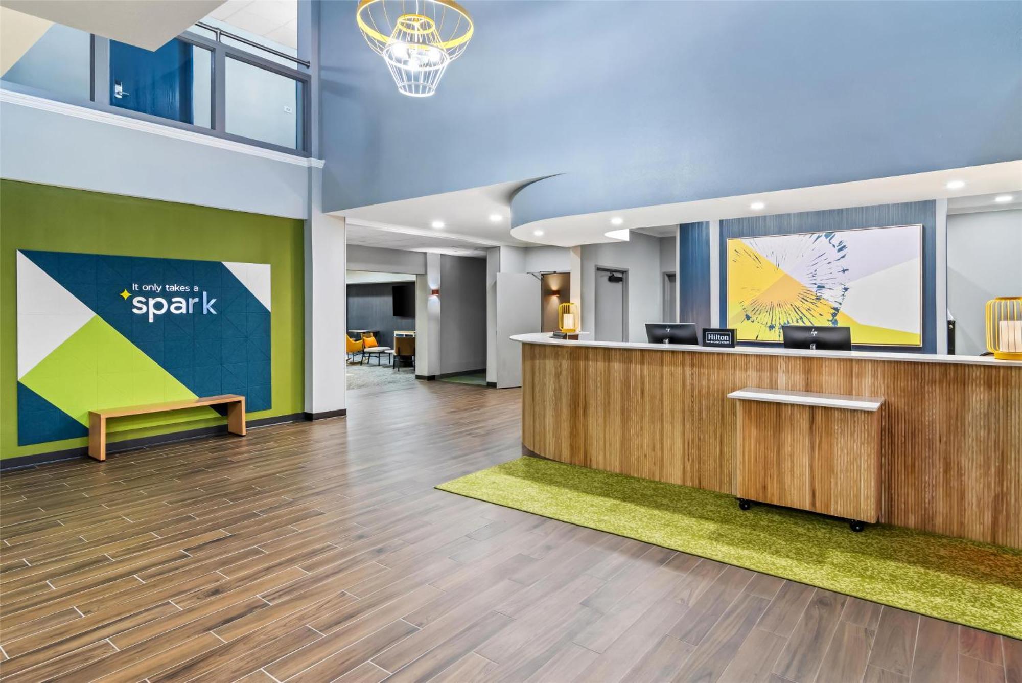 Inn & Suites Меррилвилл Экстерьер фото